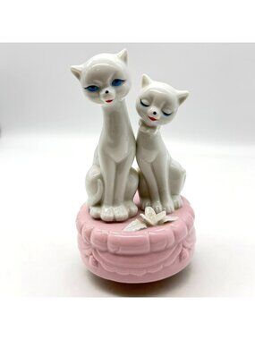 Vintage Sankyo White Siamese Cats music box pink ceramic blue eyes kitties